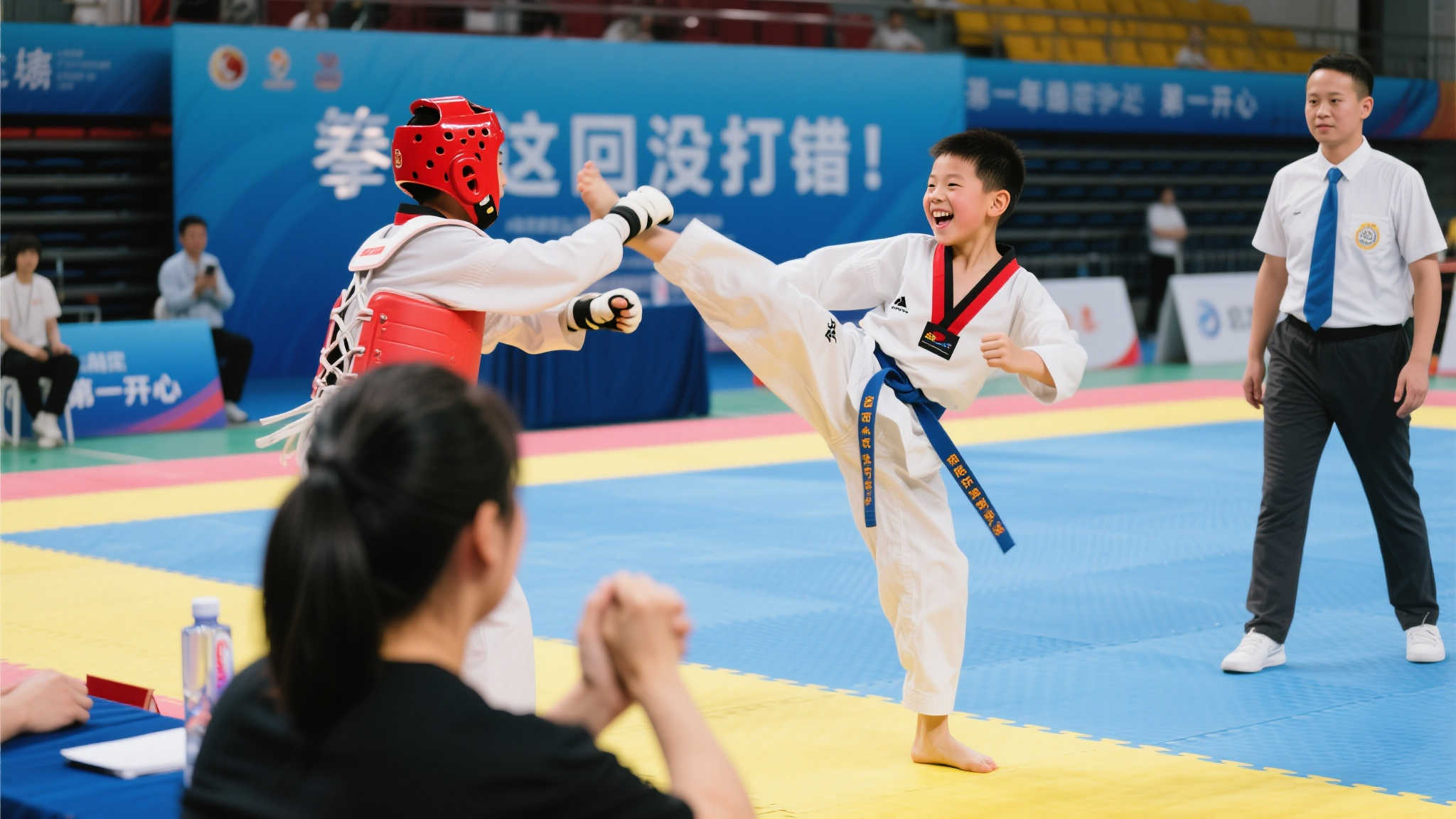 带酒仔征战跆拳道赛场，上次失误这次完美，喜获第一名！